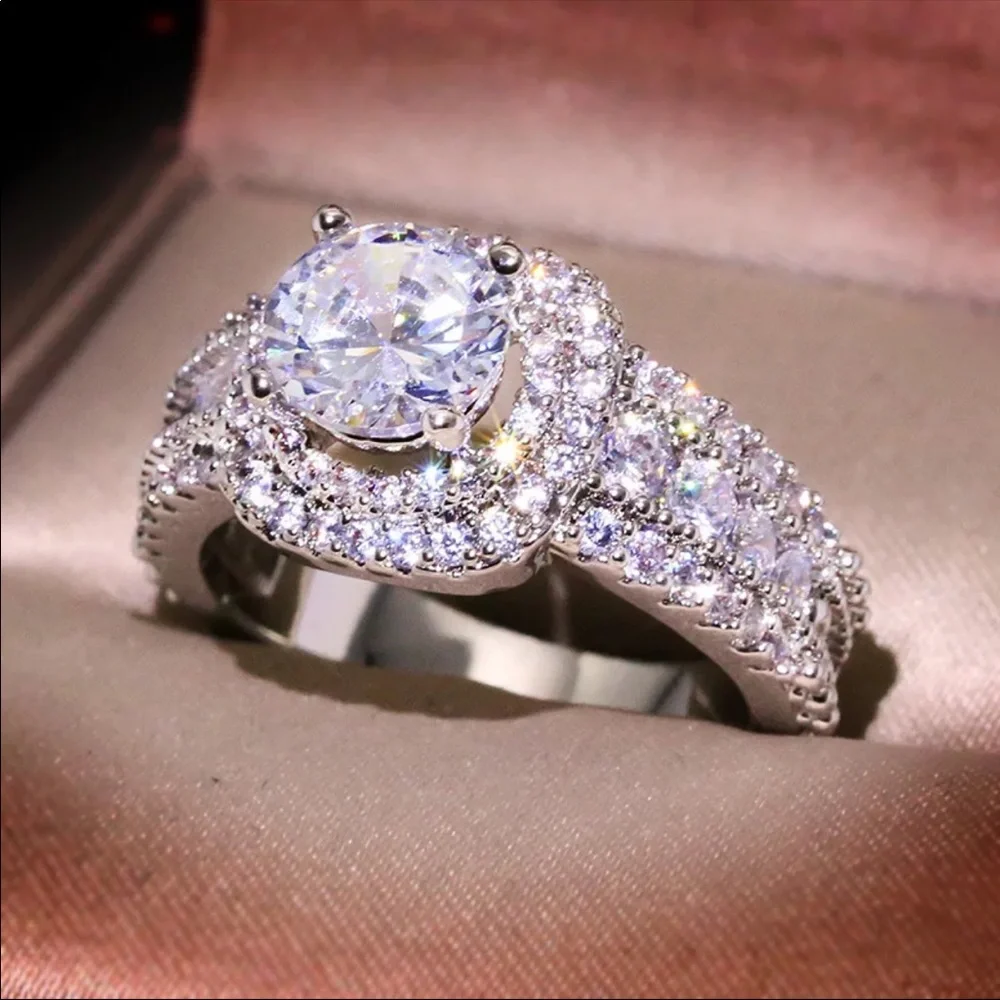 New Luxury 925 Silver Engagement Diamond Ring - Picture 5 of 5